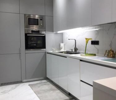 Volos City Centre Apartment | B & K Luxury & Elegant Volos Suite