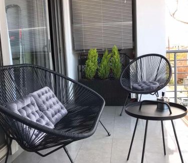 Volos City Centre Apartment | B & K Luxury & Elegant Volos Suite