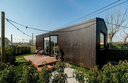 Uitkerke House | B-LESS