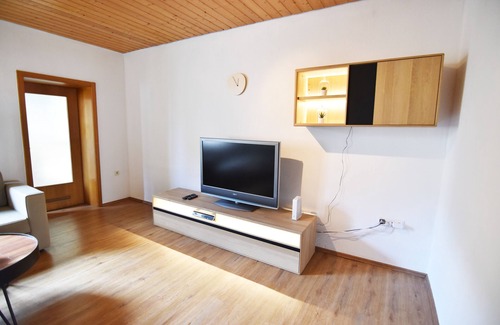 Bergisch Gladbach Apartment | B03 Central Apartment Bergisch Gladbach, 65qm, 2 Schlafzimmer, 1 Wohnzimmer, Max. 5 Personen