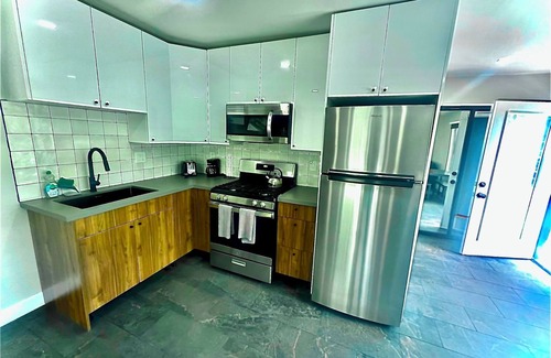 Roseville - Fleet Ridge Apartment | B2 - units