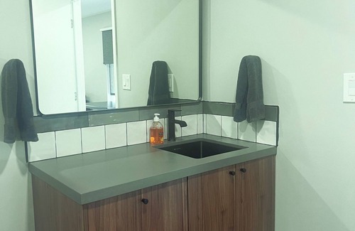 Roseville - Fleet Ridge Apartment | B2 - units