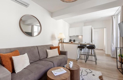 3rd Arrondissement Apartment | B31#République#Marais#1BedRoom#Paris03#Air conditioning