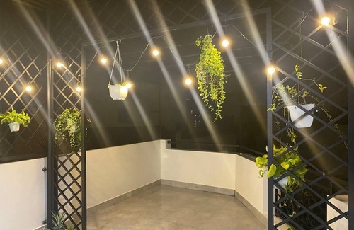 Tan Binh Apartment | B786/Studio 25m2/Big Window + Kitchen + Netflix