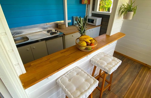 Baie-Mahault House | Ba Bap Lodge