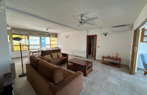 Villajoyosa Apartment | BA12-2, Gran apartamento con terraza muy cerca de