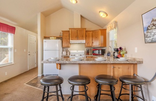 West Yellowstone House | Baby Bear Cabin - Roam Property Management