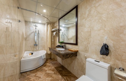 Truc Bach Hotel | Babylon Grand Hotel & Spa