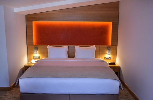 Ayvalik City Center Hotel | Bacacan Otel