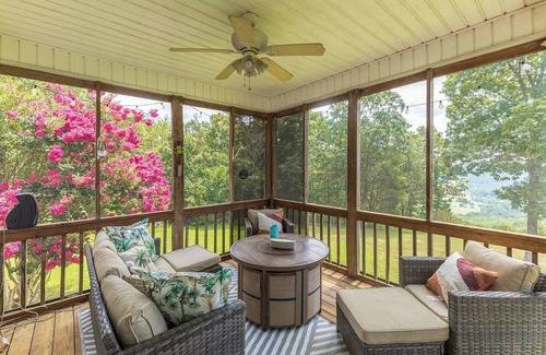 Grant House | Back Forty Overlook-a secluded mountainside farmhouse at the edge of 40 acres.