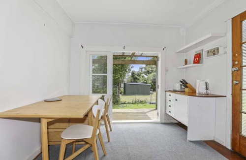 Rotoma House | Back of Beyond Cottage | Lake Rotoehu Getaway