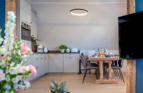 Westerland Apartment | Backbord - Domicile close to the center and beach for up to 4 island lovers -