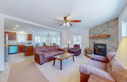 Land O Lakes House | Backwoods Getaway