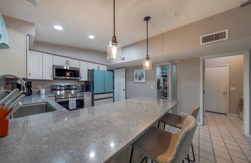 Tanque Verde House | Backyard Oasis/3 BR 2 BA/Big 360º Views
