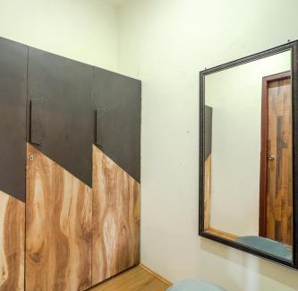 Srinagar Bed & Breakfast | Badakshan