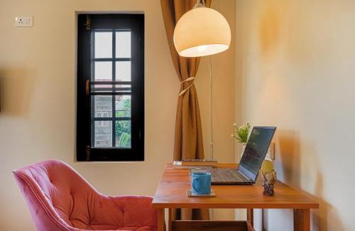 Srinagar Bed & Breakfast | Badakshan
