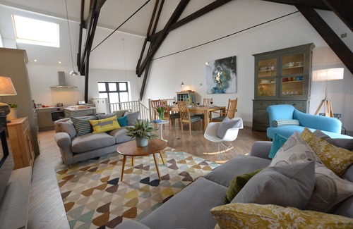 Thorpeness Cottage | BADMINTON, THORPENESS, pet friendly, with open fire in Thorpeness
