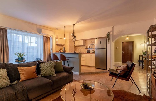 Bucharest City-Centre Condo | Bagheera and Mowgli