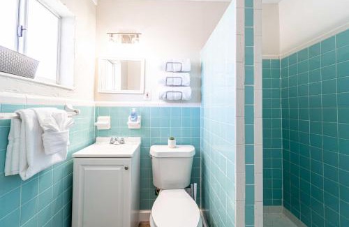 Bahama Beach Hotel | Bahama Breeze Suites