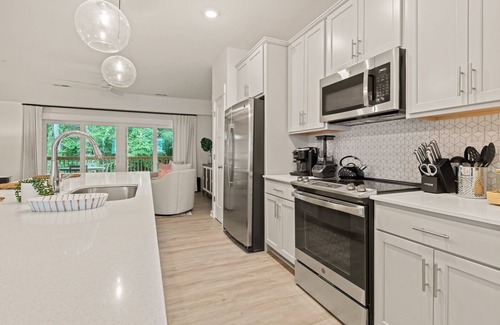 Bermuda Bay House | Bahama Mama 3 Bedroom at Cambridge Cove With Private Hot Tub!
