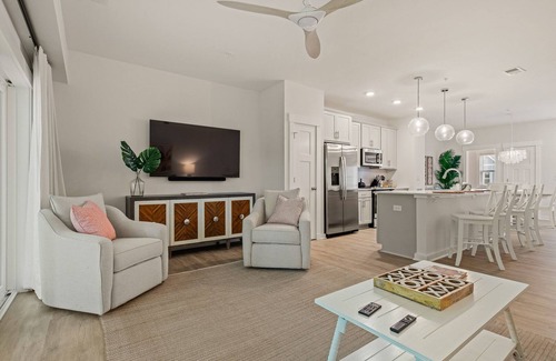 Bermuda Bay House | Bahama Mama 3 Bedroom at Cambridge Cove With Private Hot Tub!