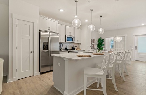 Bermuda Bay House | Bahama Mama 3 Bedroom at Cambridge Cove With Private Hot Tub!