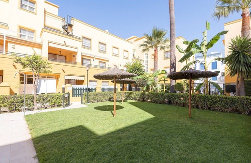 Rota Apartment | Bahia De La Luz - Apartment In Costa Ballena