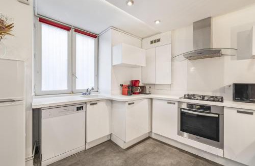 Saint-Merri Apartment | Bahia