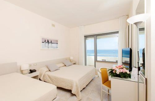 Porto Santo Stefano Hotel | Baia D'Argento
