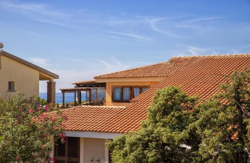 Pirotto Li Frati Apartment | Baia delle mimose vista mare