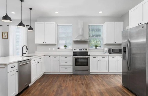 Chattanooga House | Bailey House - Amazing Home Downtown Chattanooga! 31-day minimum stays only!