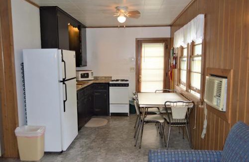 Baileys Harbor House | Baileys Sunset Cottages