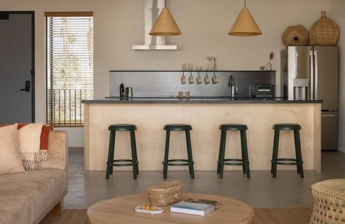 Warm Sands Hotel | Baja-Inspired Two-Bedroom Suite in the Heart of Palm Springs