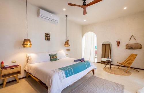Cerritos Hotel | Baja Luna Cerritos