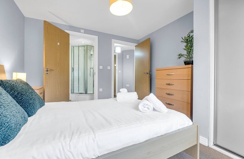 Redhill Apartment | Bakers Court Redhill by Pay As U Stay