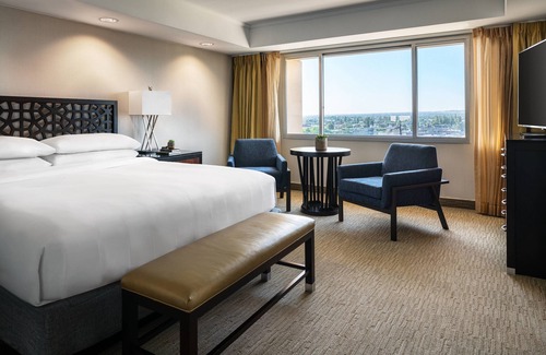Downtown Hotel | Bakersfield Marriott at the Convention Center