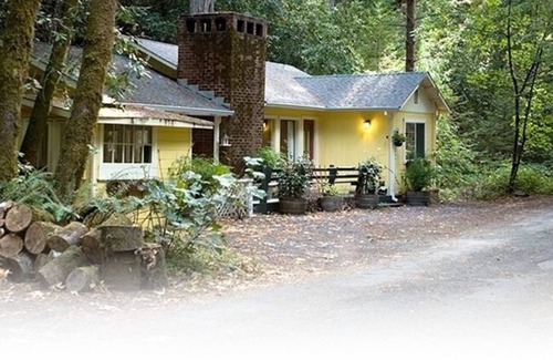 Cazadero Cottage | Bakery Redwood Retreat with Creek Access