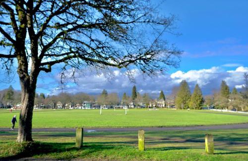 West Side House | Balaclava Park House close UBC and Downtown