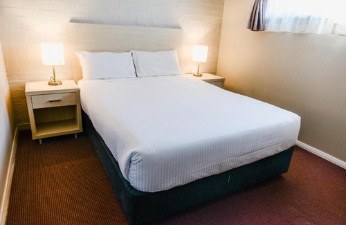 Bomaderry Hotel | Balan Village Motel