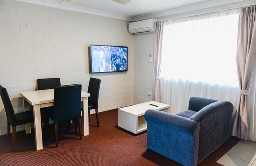 Bomaderry Hotel | Balan Village Motel