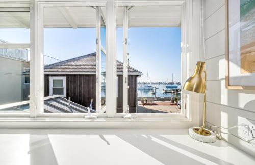 Balboa Island House | Balboa Island Luxury Penthouse Suite With Bay Views
