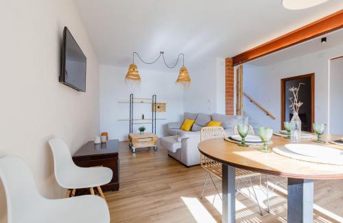 Outes House | Balcón de Braño