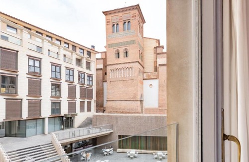Old Town Apartment | Balcon del Torico