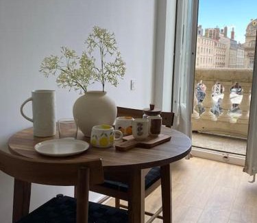 Terreaux - Bat d'argent Apartment | Balcon Place des Terreaux