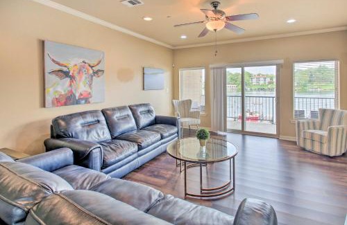 Lake Hamilton Apartment | Balcony and Boat Slip Lakefront Unit in Hot Springs