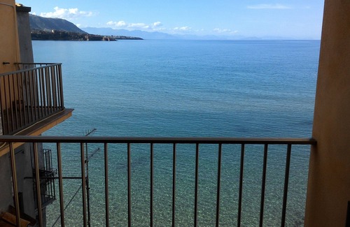 Old Town Apartment | Balcony Bellavista A - Holiday home by the sea