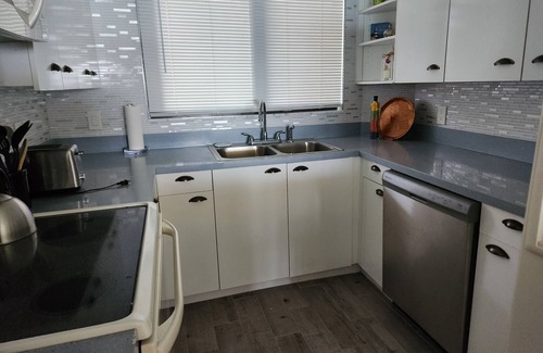 Sand Key Condo | BALCONY HEATED POOL SPA GRILL OCT 18-NOV 1 DEC 7-JAN 17 FEB 28-MAR 28 DISCOUNT