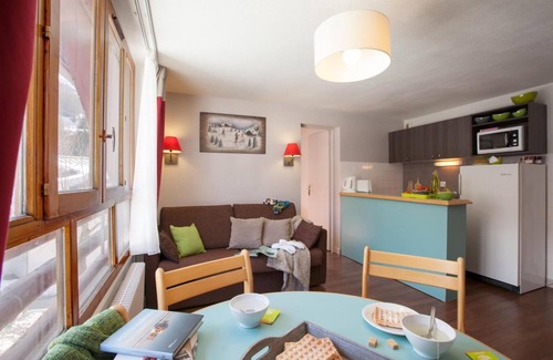 Lanslevillard Apartment | Balcony, parking, tv, ski locker, 28m², Val Cenis