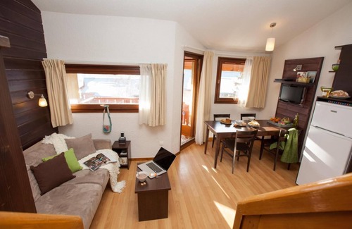 Lanslevillard Apartment | Balcony, parking, tv, ski locker, 28m², Val Cenis