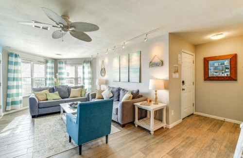 Port Aransas Apartment | Balcony, Pool and Beach Access Port Aransas Condo!